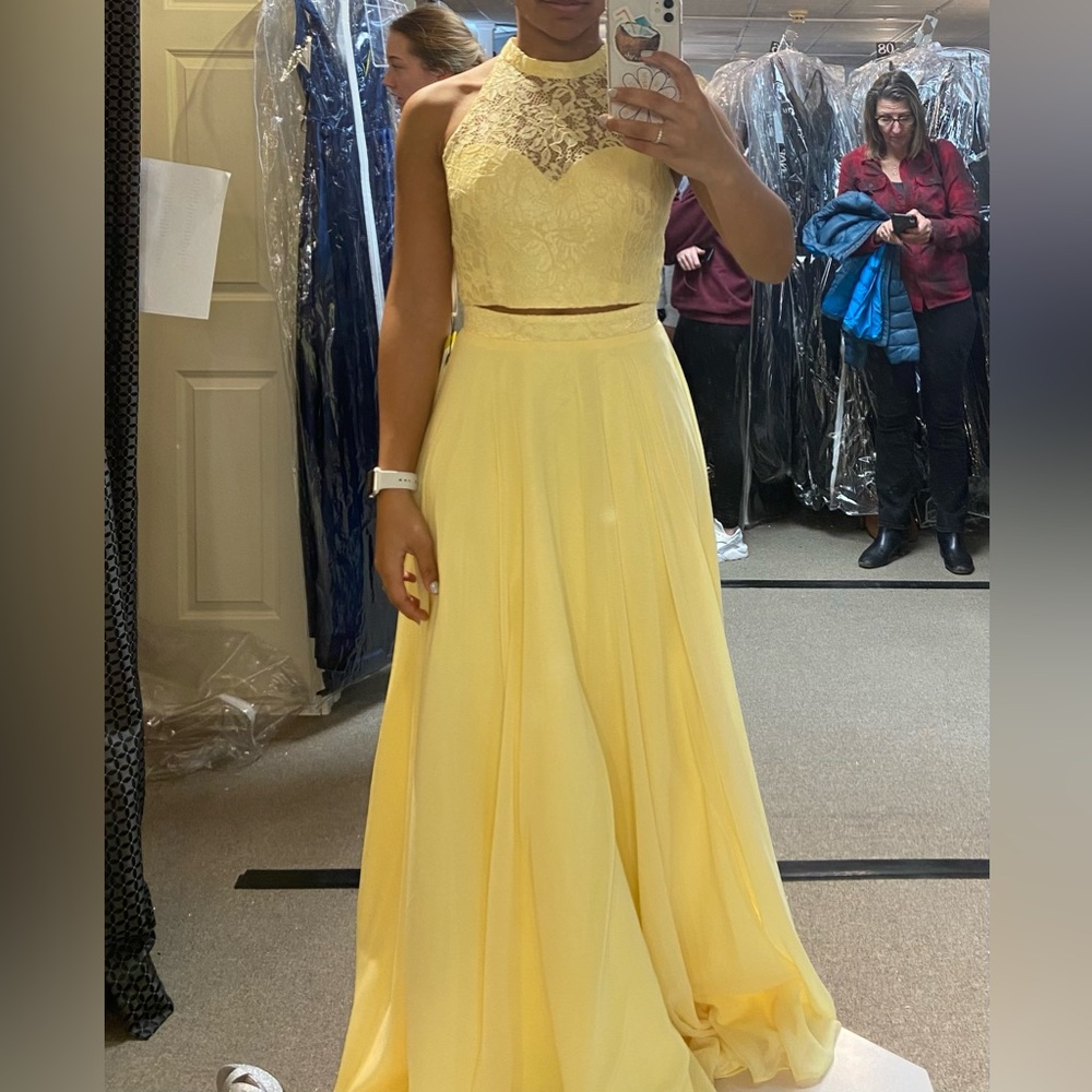 Never worn prom dress